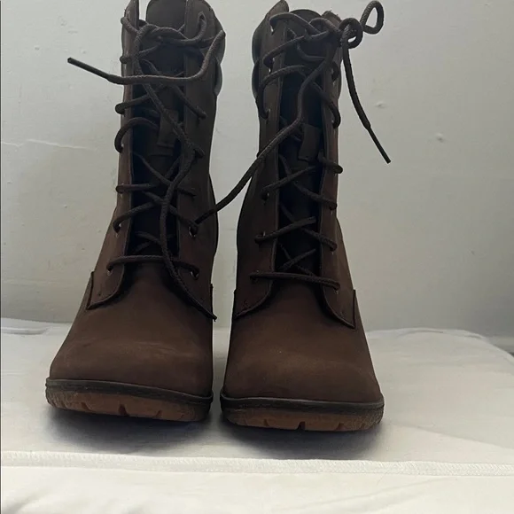 Timberland Women's Dark Brown Heeled Boots - Picture 3 of 7